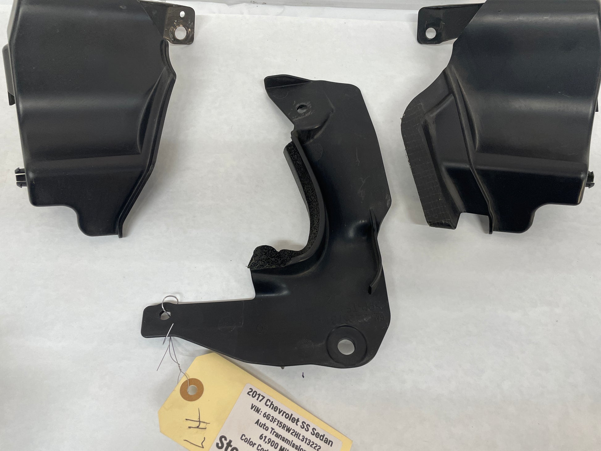 2017 Chevy SS Sedan Radiator Support Splash Shields Air Intake Inlet Baffle OEM - Day's Parts Yard
