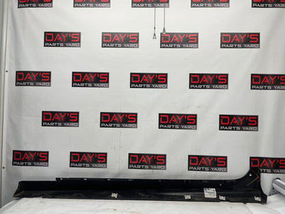 2016 Chevy SS Sedan RH Passenger Rocker Molding Side Skirt Panel Trim OEM - Day's Parts Yard