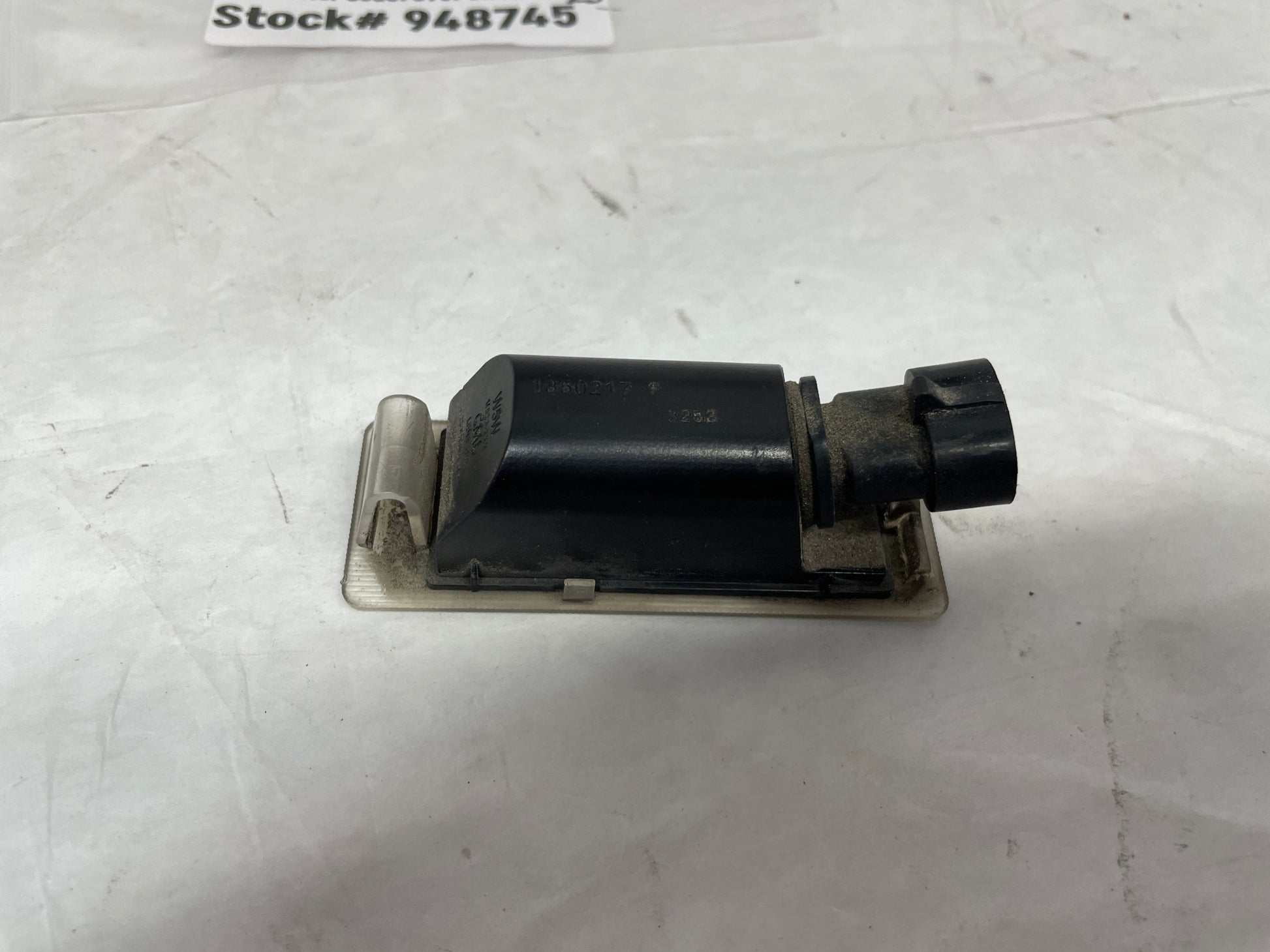 2014 Chevy SS Sedan License Plate Tag Light OEM - Day's Parts Yard