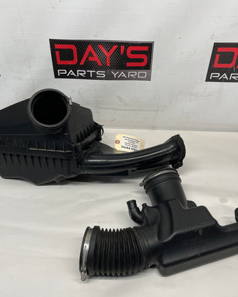 2017 Chevy SS Sedan Factory OEM Air Intake Box Assembly