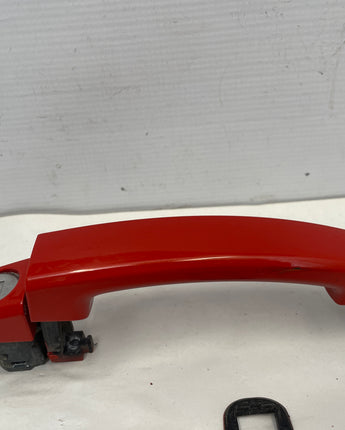 2010 Chevy Camaro SS LH Driver Exterior Door Handle OEM