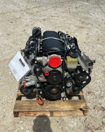 L76 6.0 6L80 Engine 6L80 Automatic Transmission Drivetrain Pullout LS2