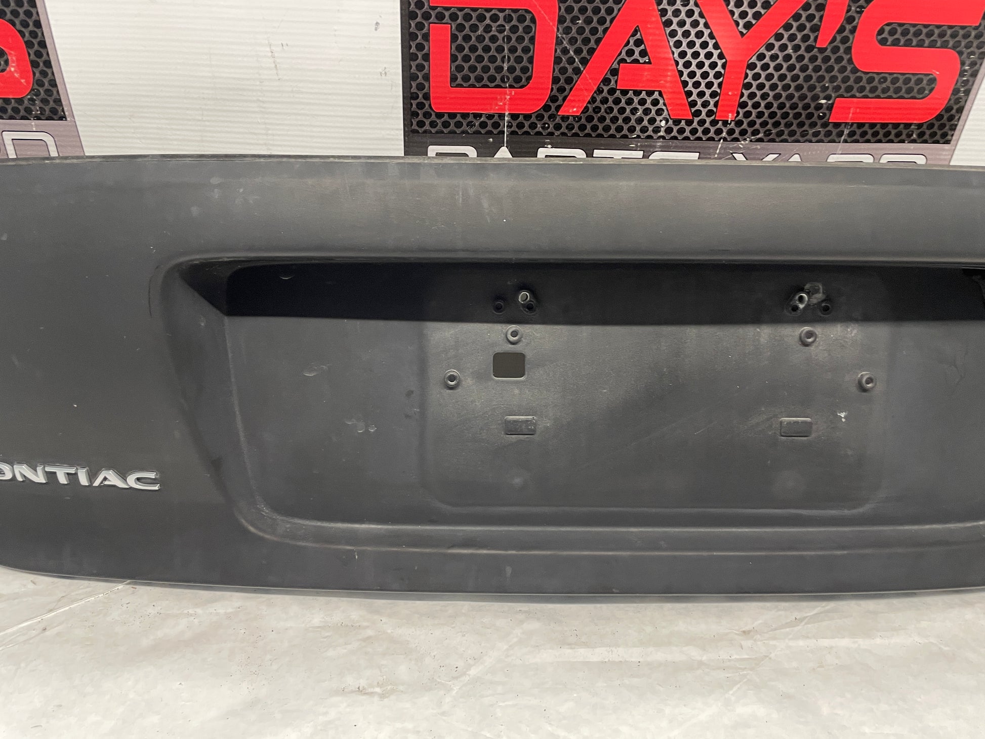 2005 Pontiac GTO Trunk Deck Lid Filler Insert Panel OEM - Day's Parts Yard