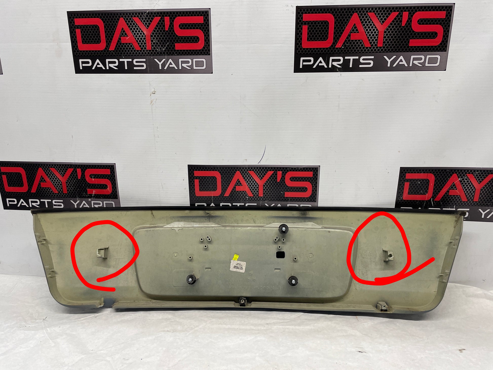 2005 Pontiac GTO Trunk Deck Lid Filler Insert Panel OEM - Day's Parts Yard