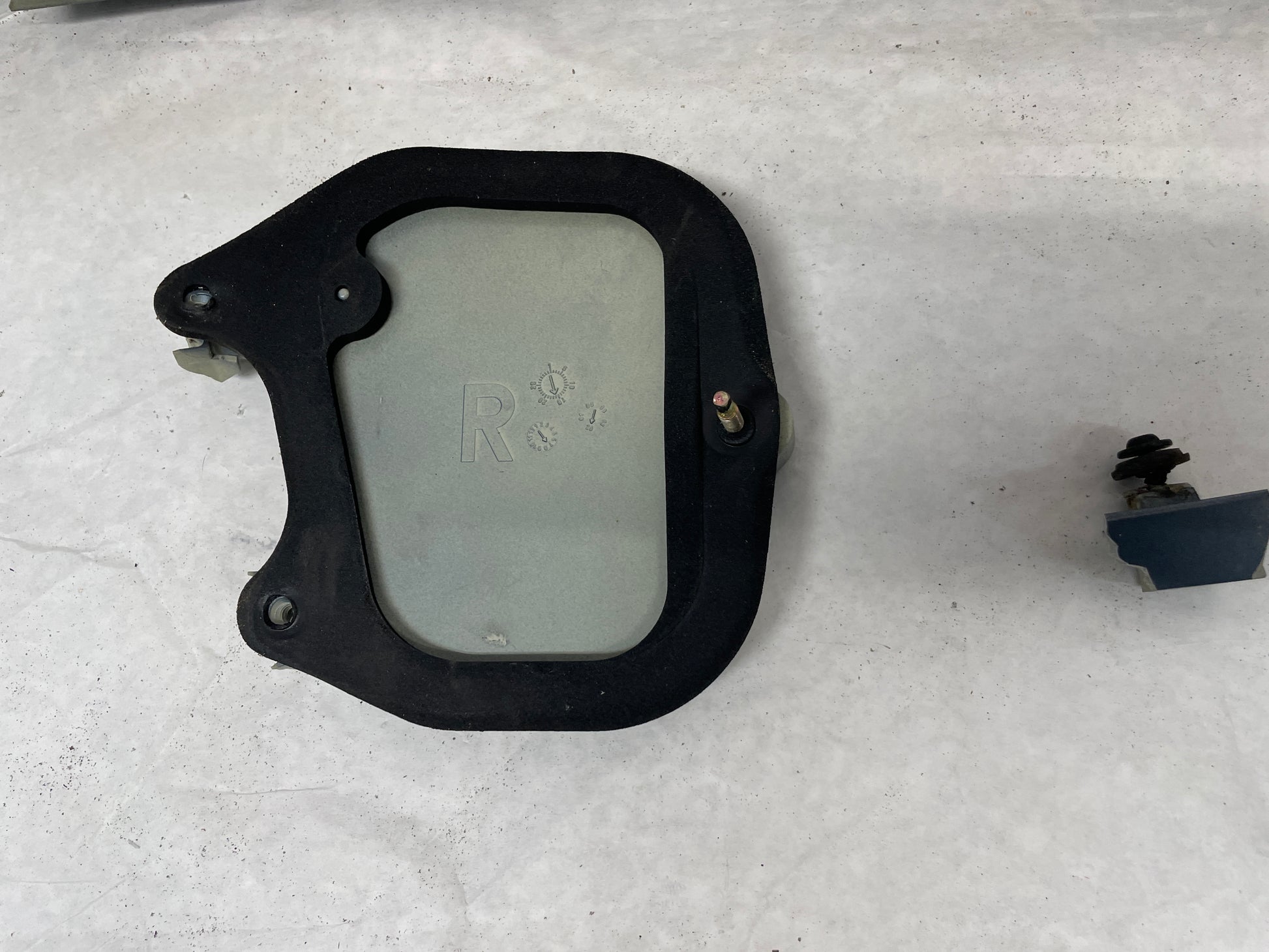 2005 Pontiac GTO Trunk Deck Lid Filler Insert Panel OEM - Day's Parts Yard