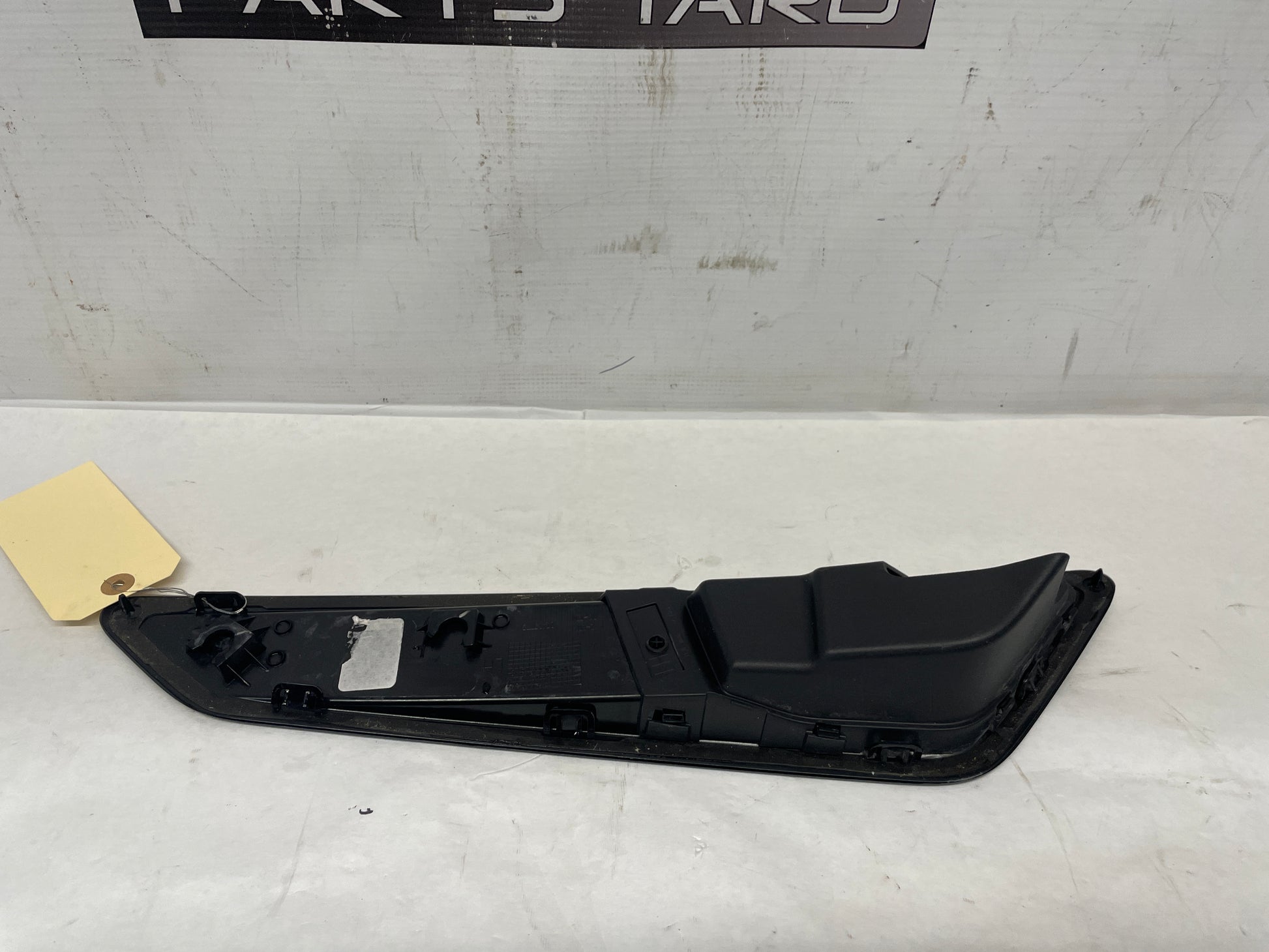 2018 Chevy Camaro SS LH Driver Hood Vent Scoop OEM - Day's Parts Yard
