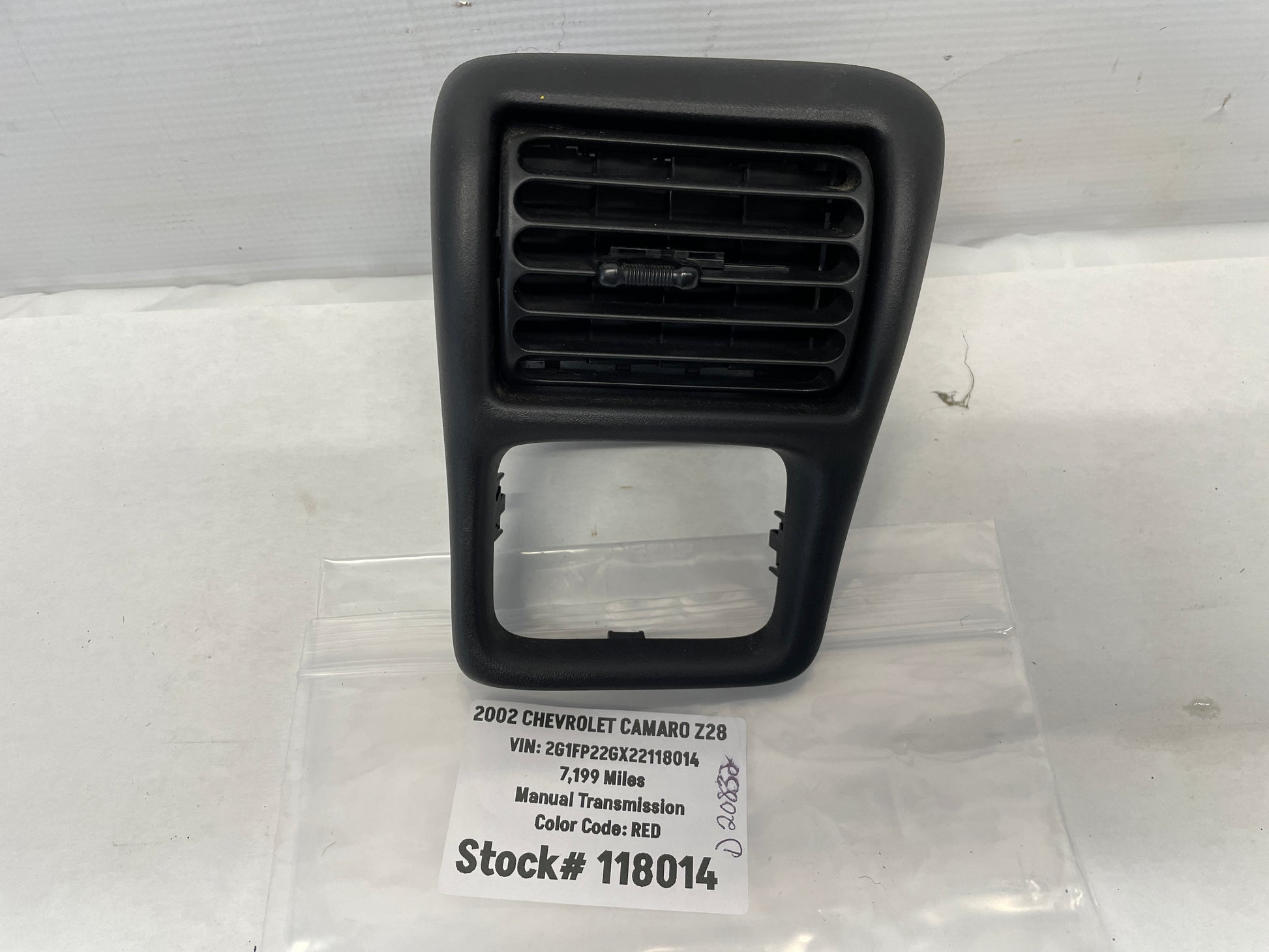 2002 Chevy Camaro Z28 LH Driver Ebony Black Dash Vent OEM - Day's Parts Yard