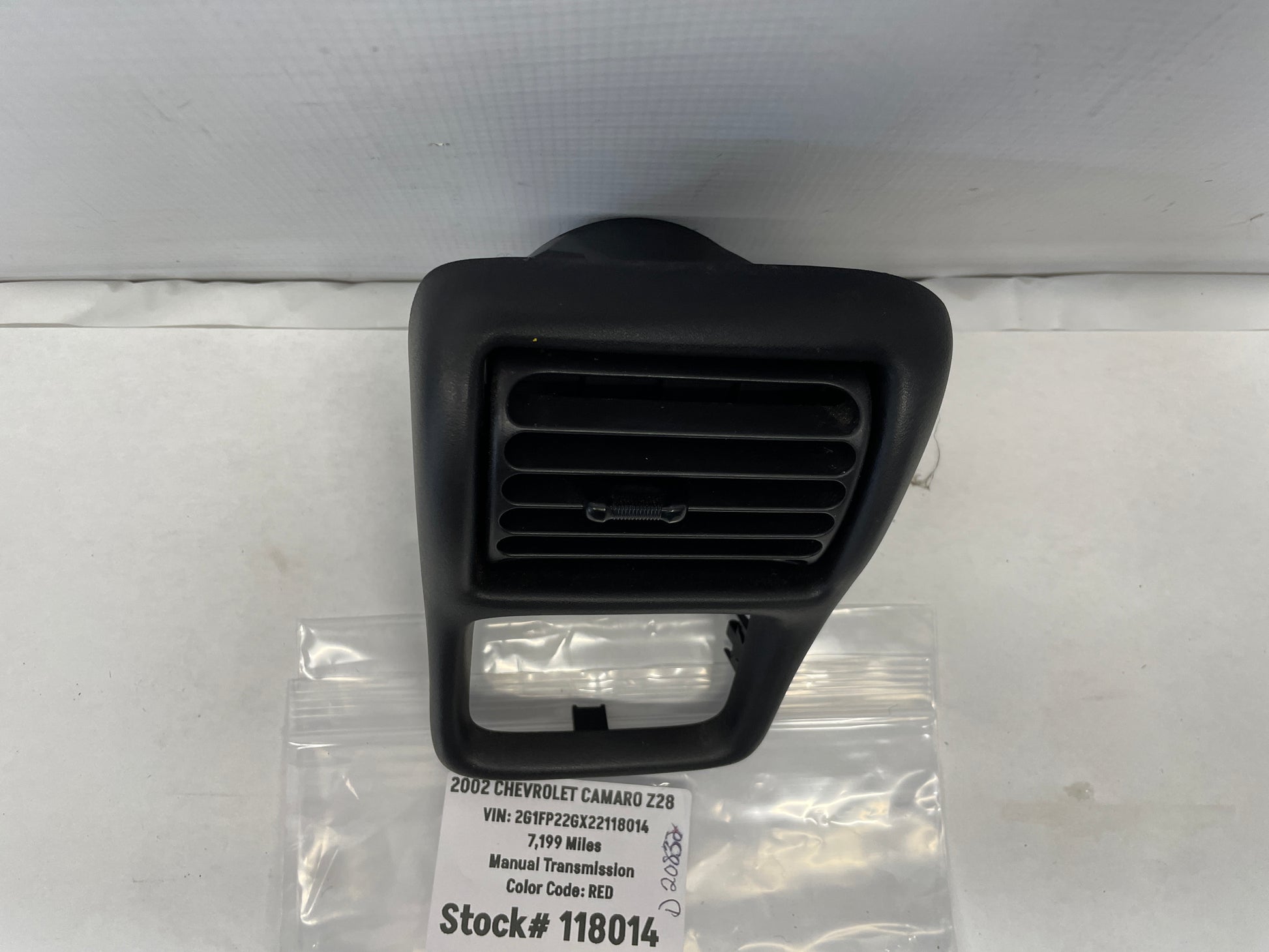 2002 Chevy Camaro Z28 LH Driver Ebony Black Dash Vent OEM - Day's Parts Yard