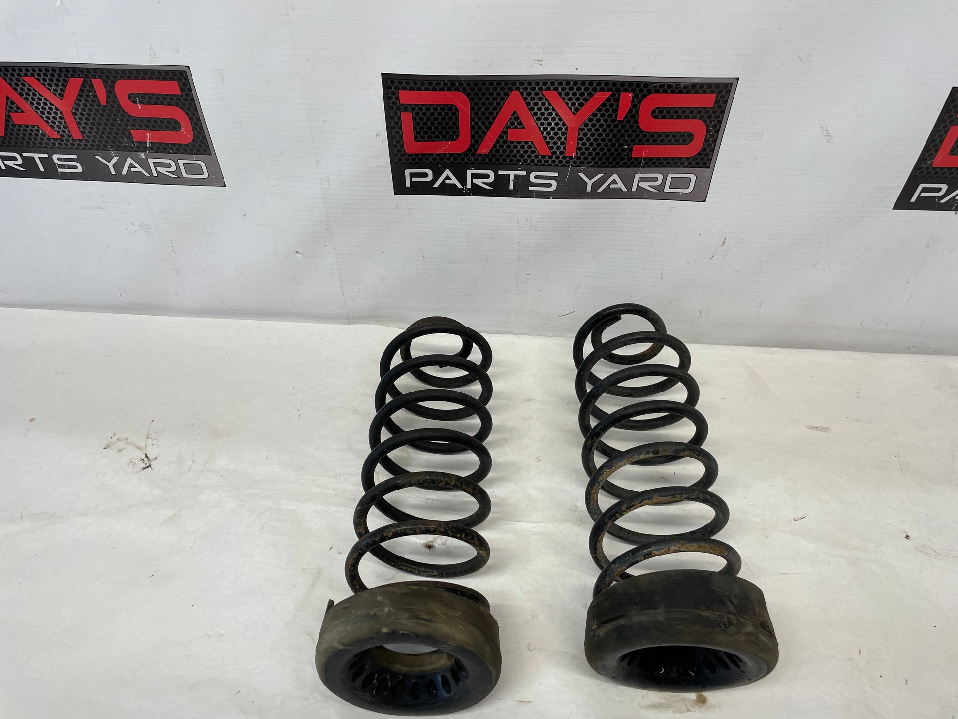 1999 Chevy Camaro Z28 Rear Coil Spring Set OEM - Day's Parts Yard