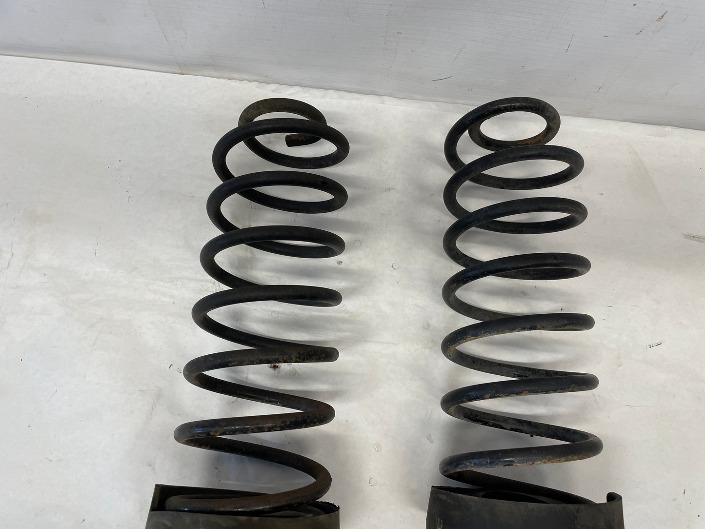 1999 Chevy Camaro Z28 Rear Coil Spring Set OEM - Day's Parts Yard