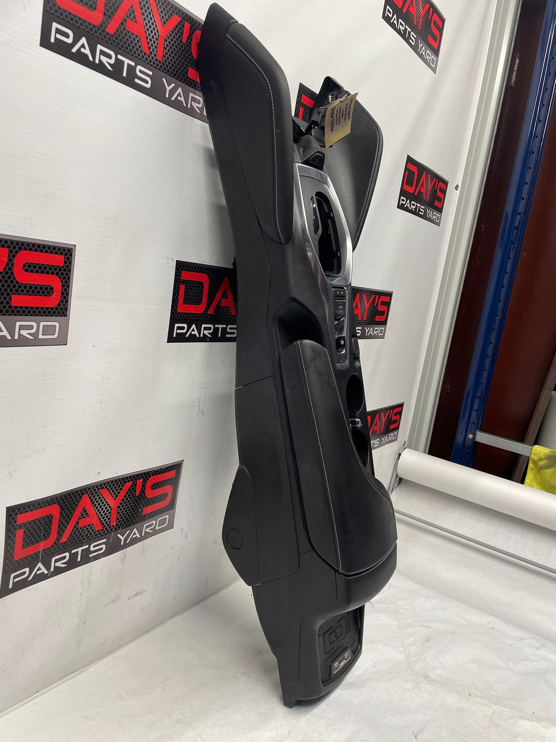 2018 Chevy Camaro SS Center Console Armrest Assembly OEM - Day's Parts Yard