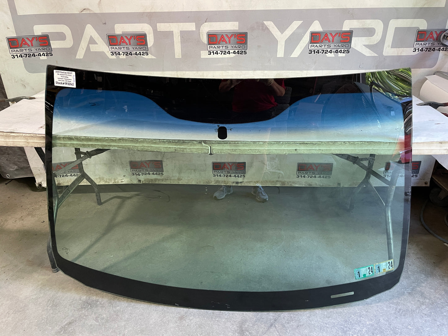 2009 Pontiac G8 GT Front Windshield Glass OEM LOCAL PICK UP ONLY - Day's Parts Yard