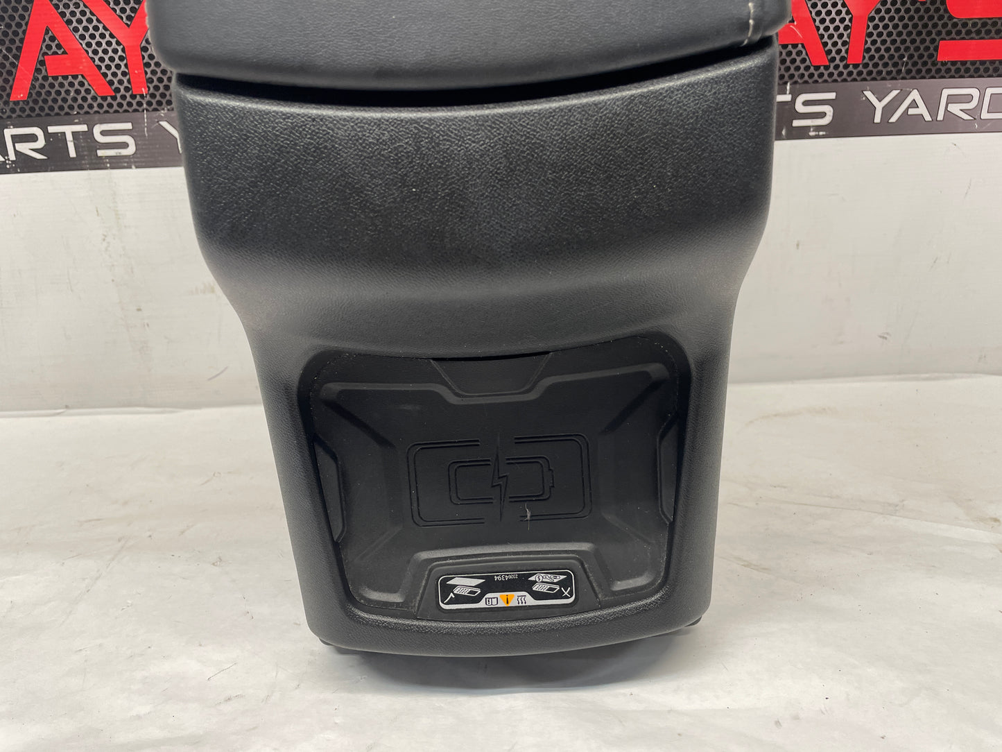 2018 Chevy Camaro SS Center Console Armrest Assembly OEM - Day's Parts Yard