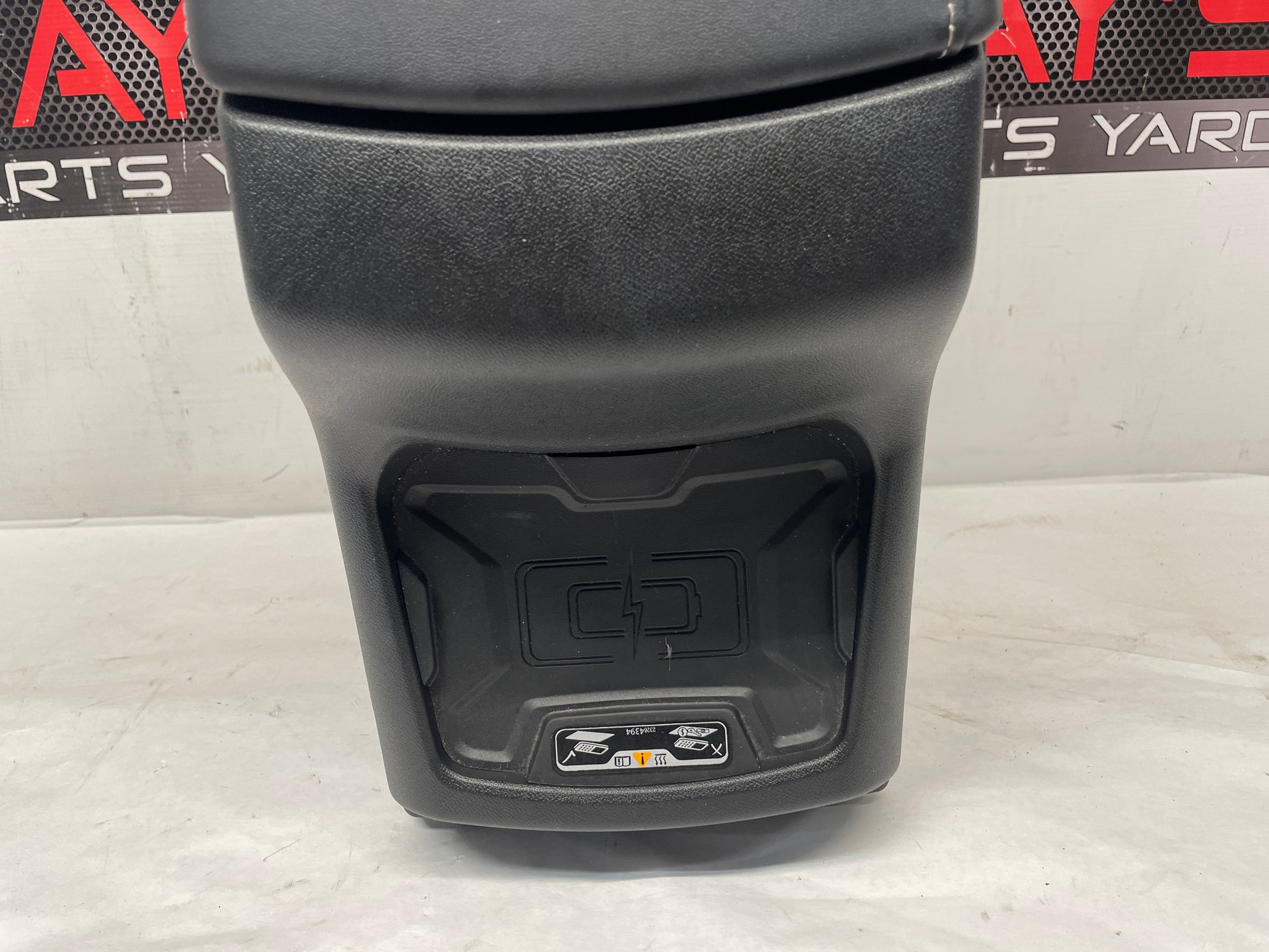 2018 Chevy Camaro SS Center Console Armrest Assembly OEM - Day's Parts Yard