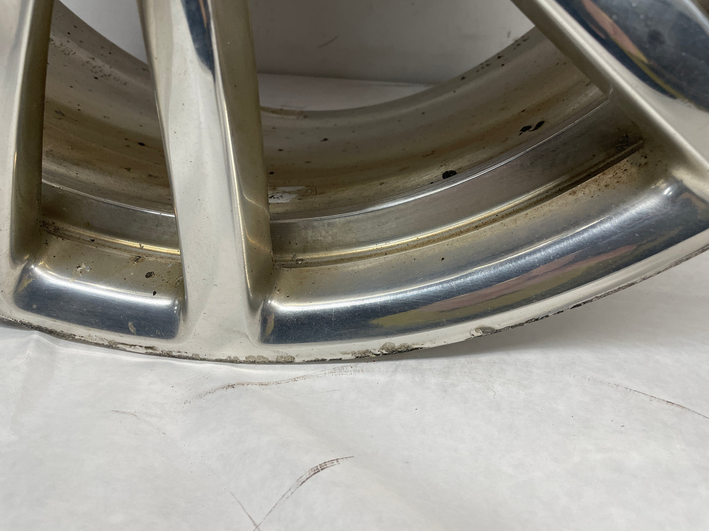 2014 Chevy SS Sedan Factory OEM Rear Wheel 19X9 - Day's Parts Yard