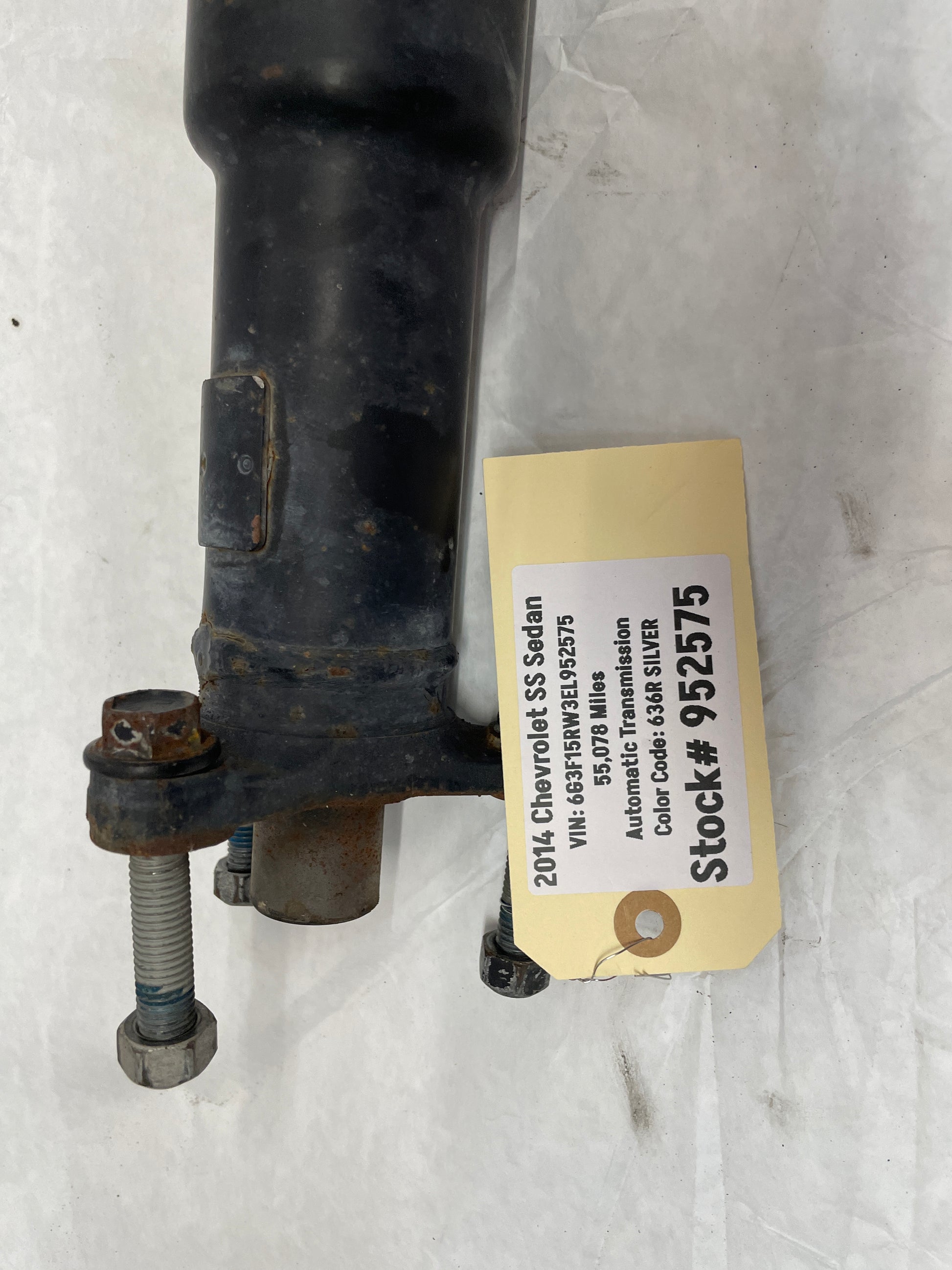 2014 Chevy SS Sedan Automatic Driveshaft Drive Shaft Propeller OEM - Day's Parts Yard