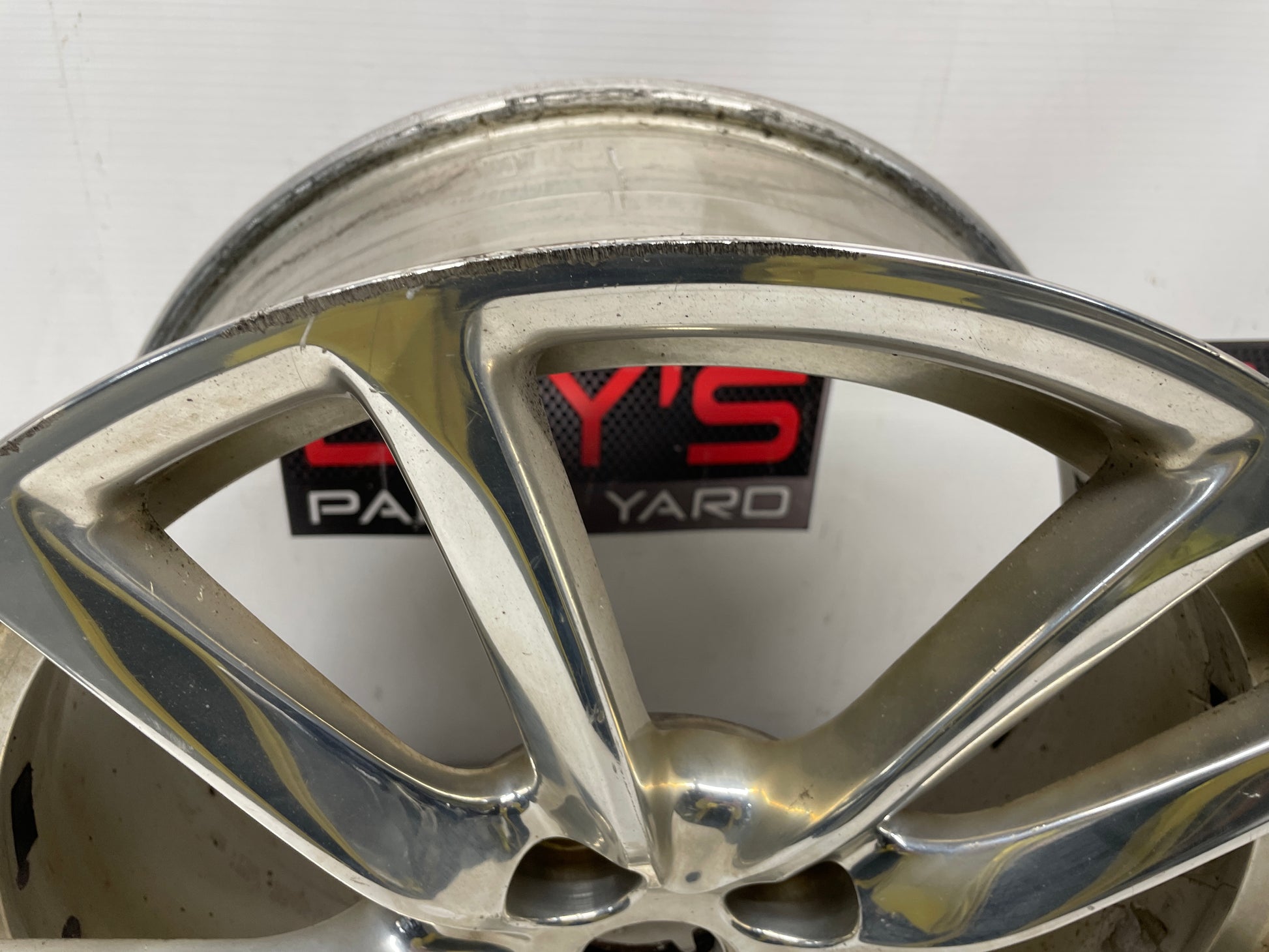 2014 Chevy SS Sedan Factory OEM Rear Wheel 19X9 - Day's Parts Yard