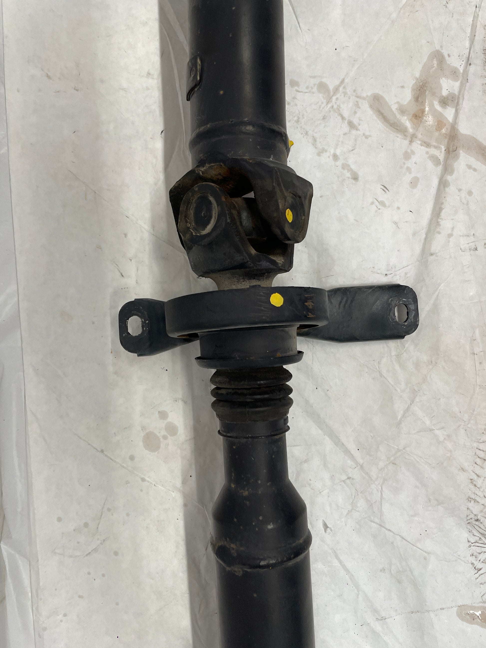 2014 Chevy SS Sedan Automatic Driveshaft Drive Shaft Propeller OEM - Day's Parts Yard