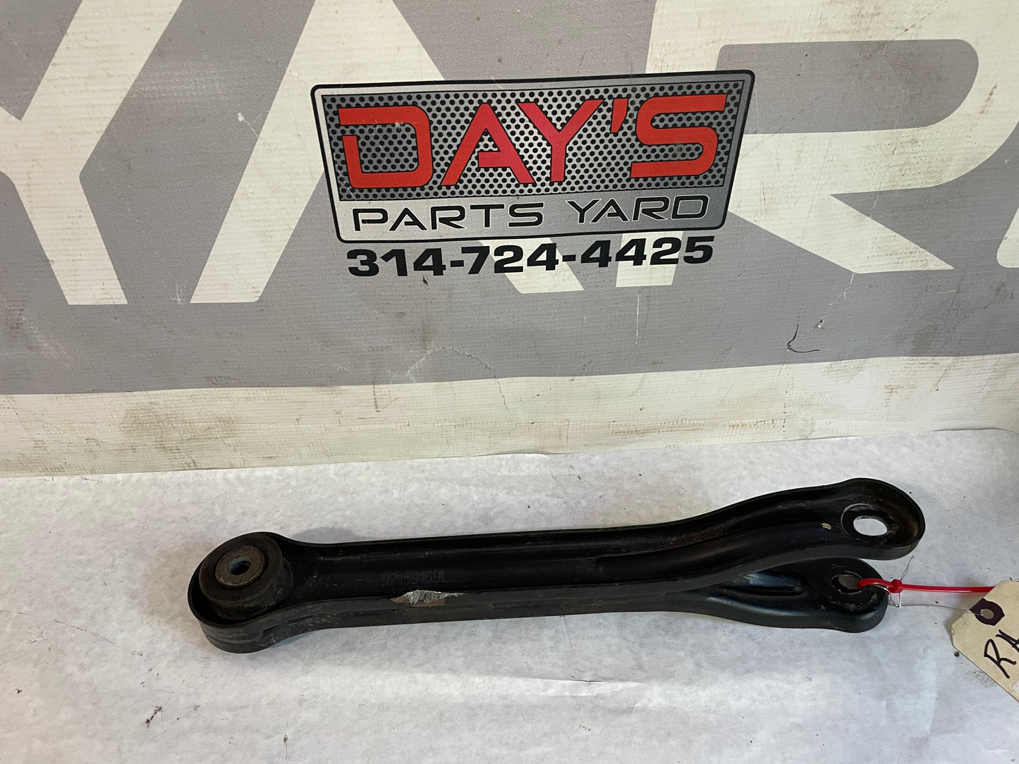 2009 Pontiac G8 GT RH Passenger Rear Suspension Trailing Control Arm OEM - Day's Parts Yard