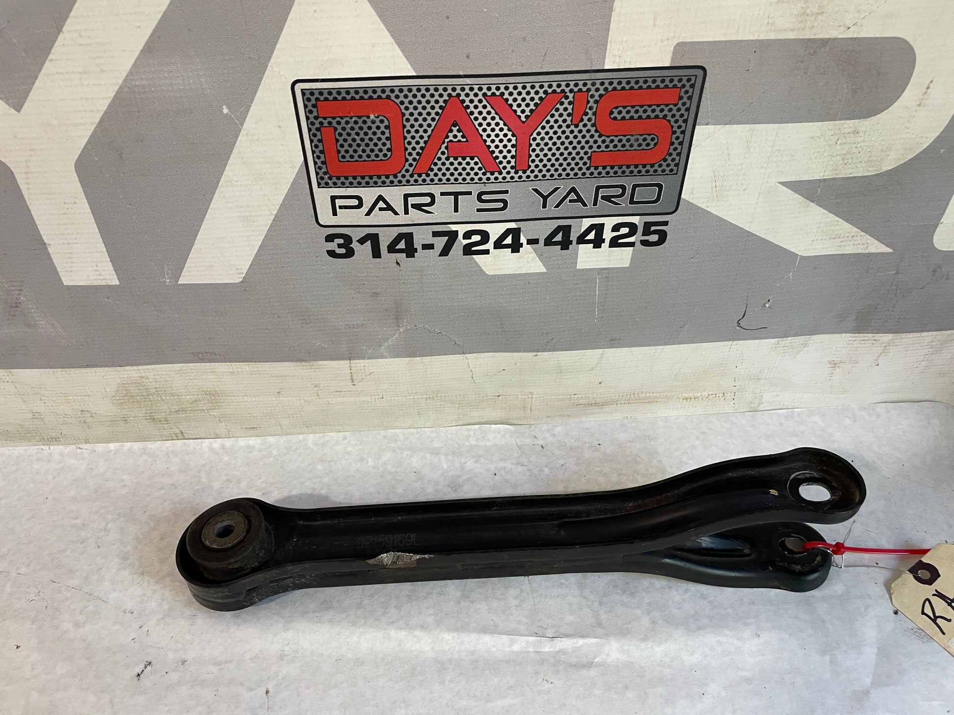 2009 Pontiac G8 GT RH Passenger Rear Suspension Trailing Control Arm OEM - Day's Parts Yard