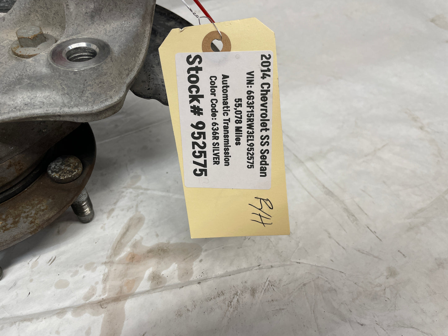 2014 Chevy SS Sedan RH Passenger Front Spindle Hub Knuckle Wheel Bearing Assembly OEM - Day's Parts Yard