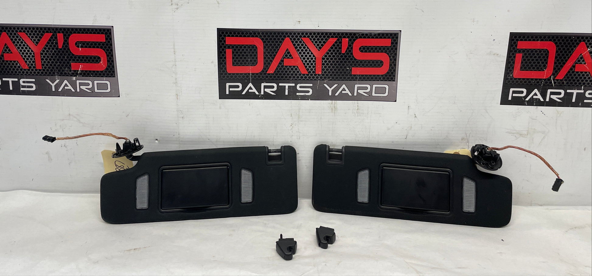 2018 Chevy Camaro SS RH & LH Sun Visors Sunvisors Sun Shades w/ Clips OEM - Day's Parts Yard