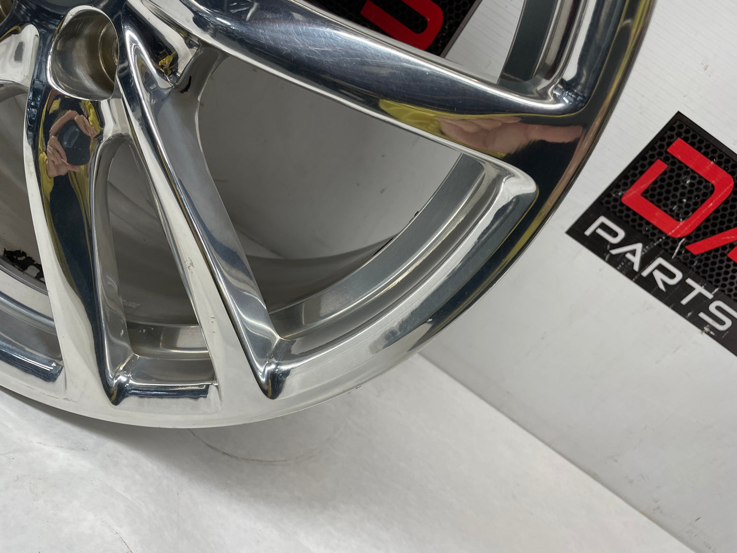 2014 Chevy SS Factory OEM Front Wheel 19X8.5 - Day's Parts Yard