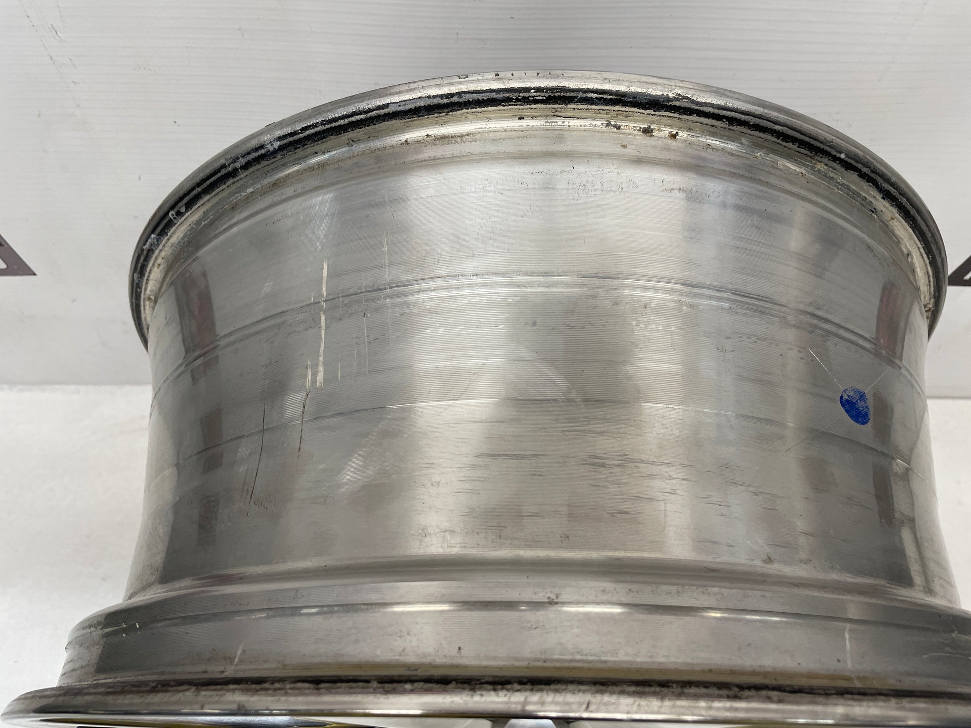 2014 Chevy SS Factory OEM Front Wheel 19X8.5 - Day's Parts Yard