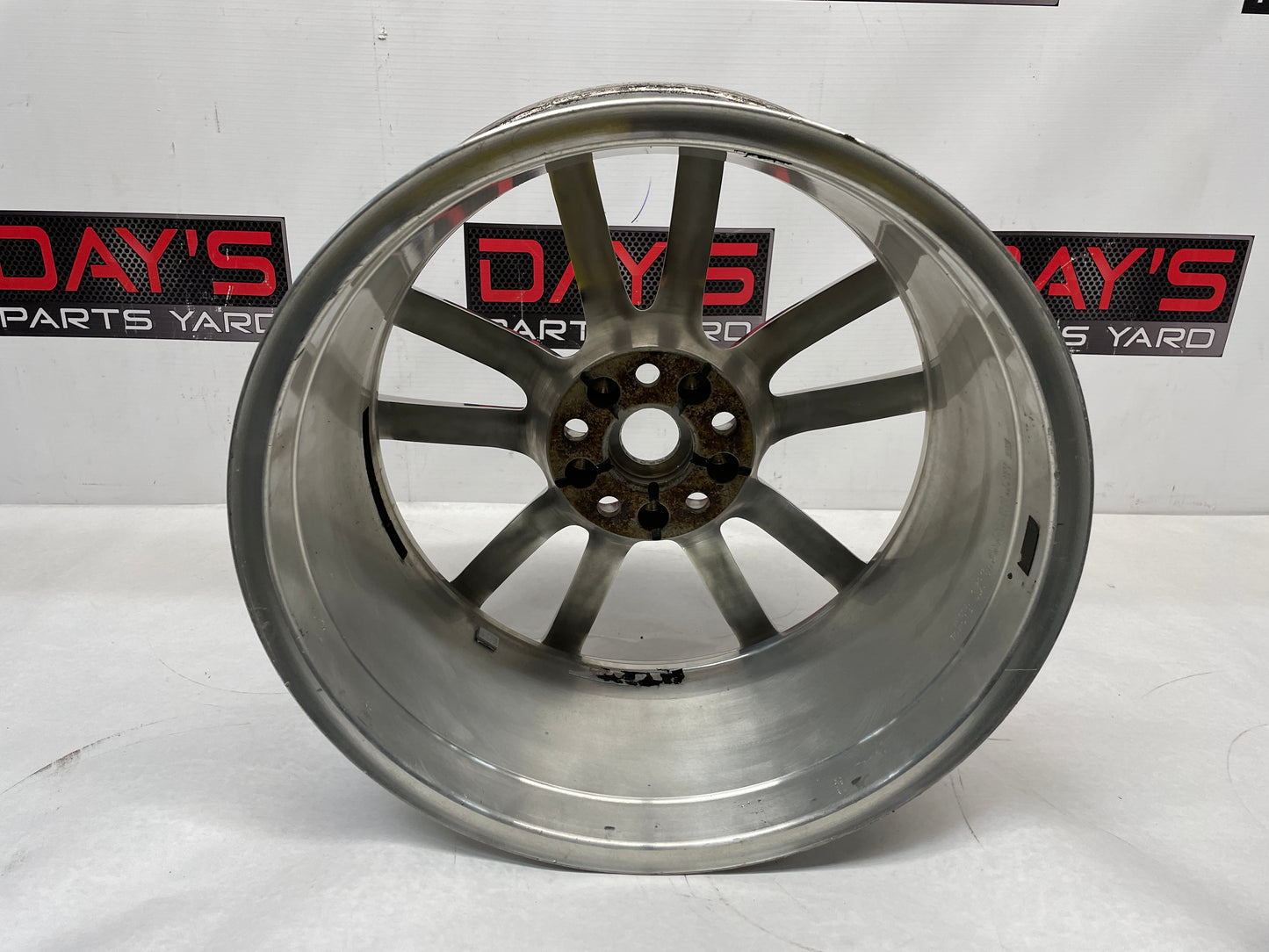 2014 Chevy SS Factory OEM Front Wheel 19X8.5 - Day's Parts Yard