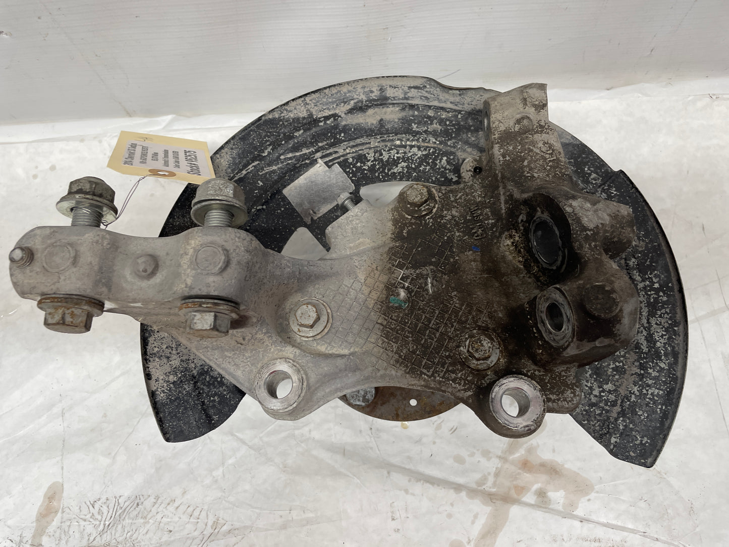2014 Chevy SS Sedan LH Driver Front Spindle Hub Knuckle Wheel Bearing Assembly OEM - Day's Parts Yard