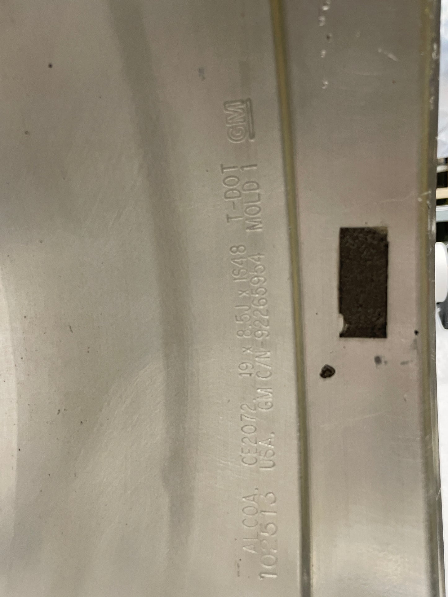 2014 Chevy SS Factory OEM Front Wheel 19X8.5 - Day's Parts Yard