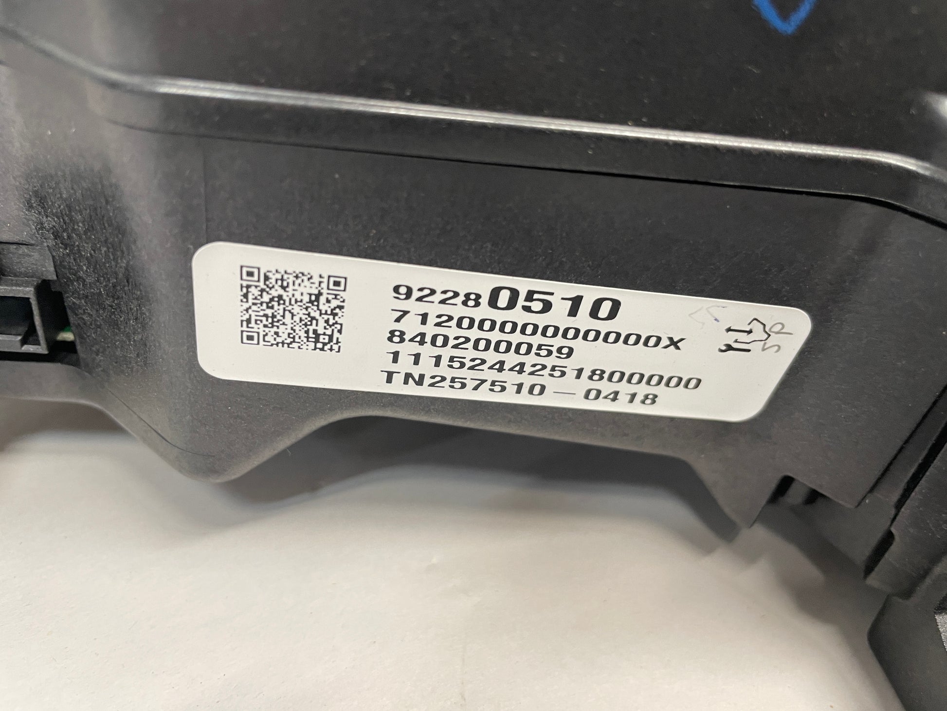 2016 Chevy SS Sedan Heads Up Display HUD OEM - Day's Parts Yard