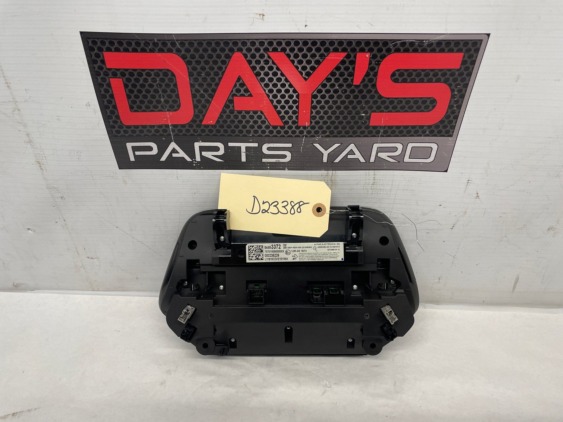 2018 Chevy Camaro SS Navigation Radio Touch Screen OEM - Day's Parts Yard