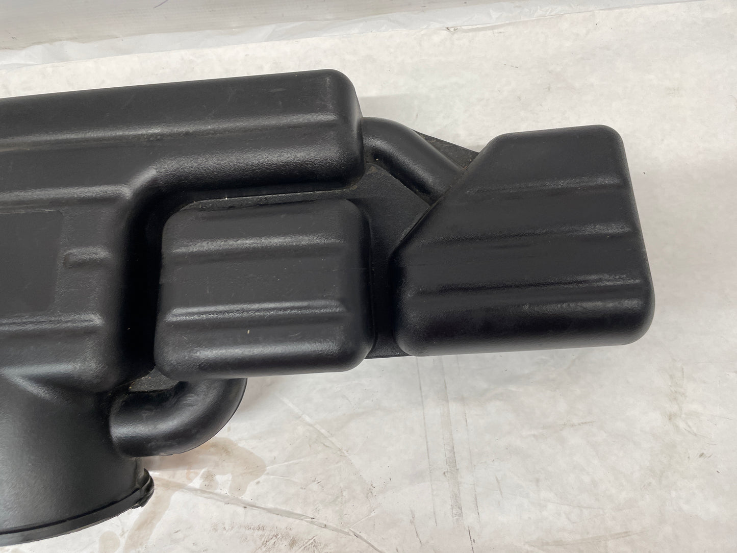 2014 Chevy SS Sedan Air Intake Duct OEM - Day's Parts Yard