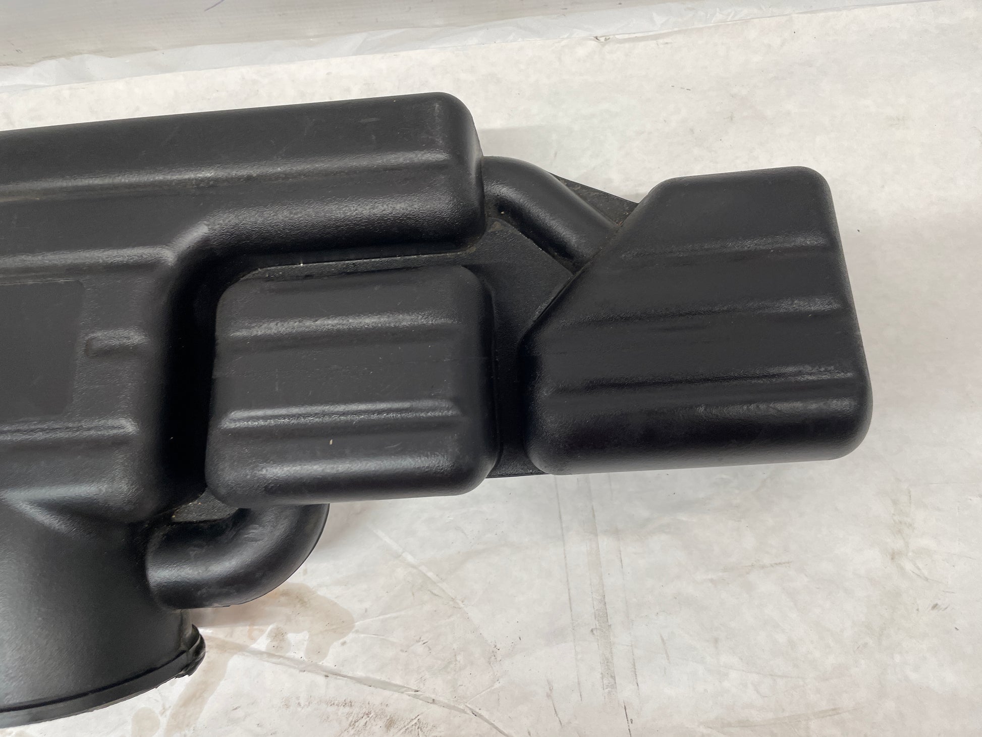 2014 Chevy SS Sedan Air Intake Duct OEM - Day's Parts Yard