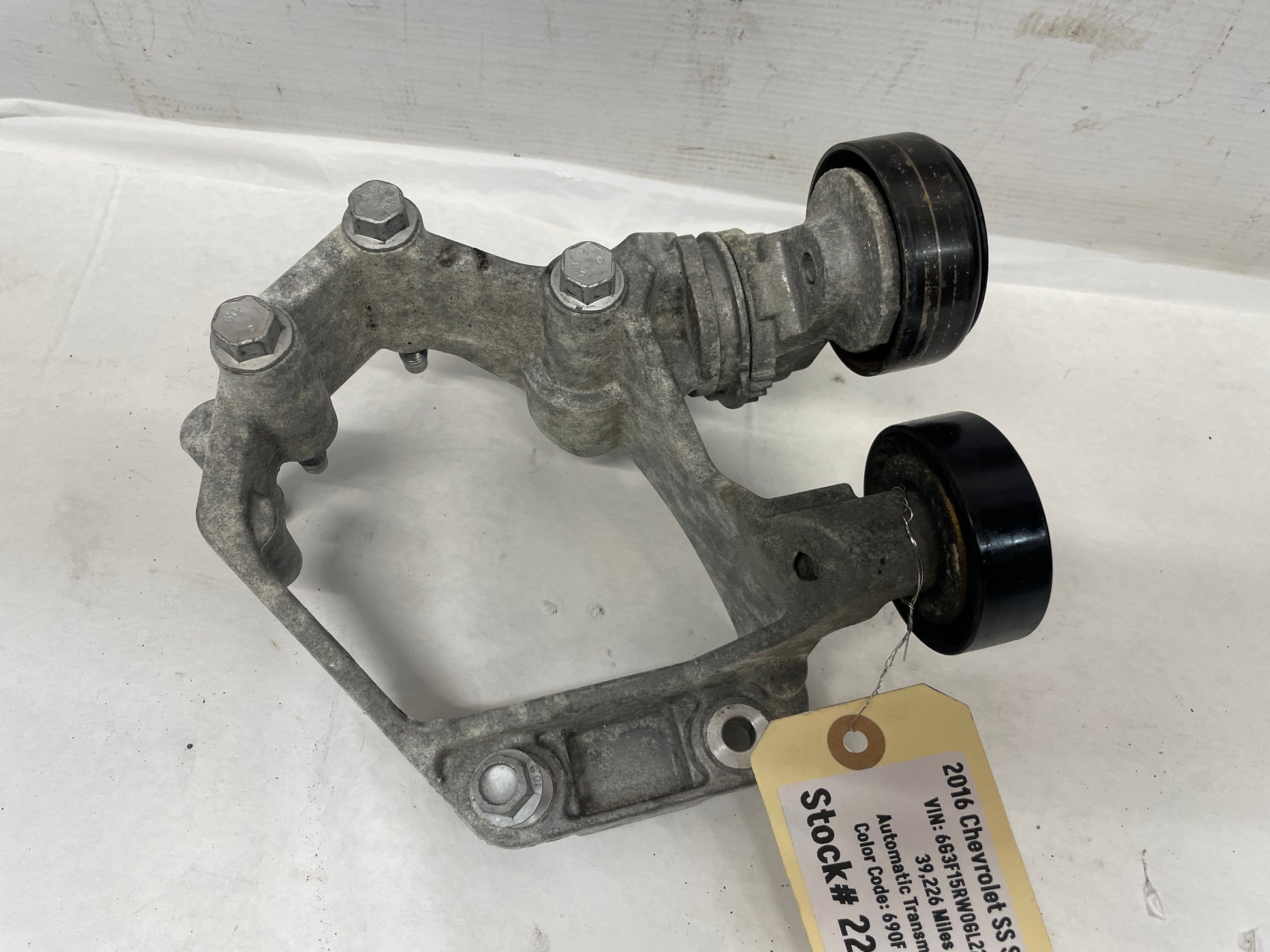 2016 Chevy SS Sedan AC A/C Air Conditioner Compressor Bracket w/ Hardware OEM - Day's Parts Yard