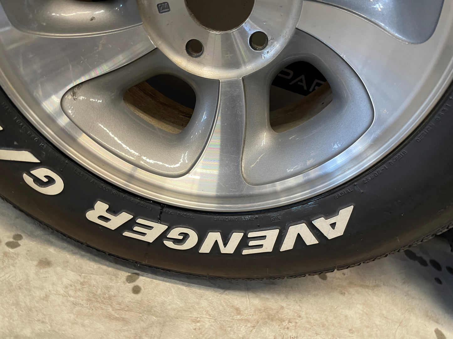 Chevy GMC S10 Sonoma Blazer Jimmy Wheels & Tires 15X7 OEM