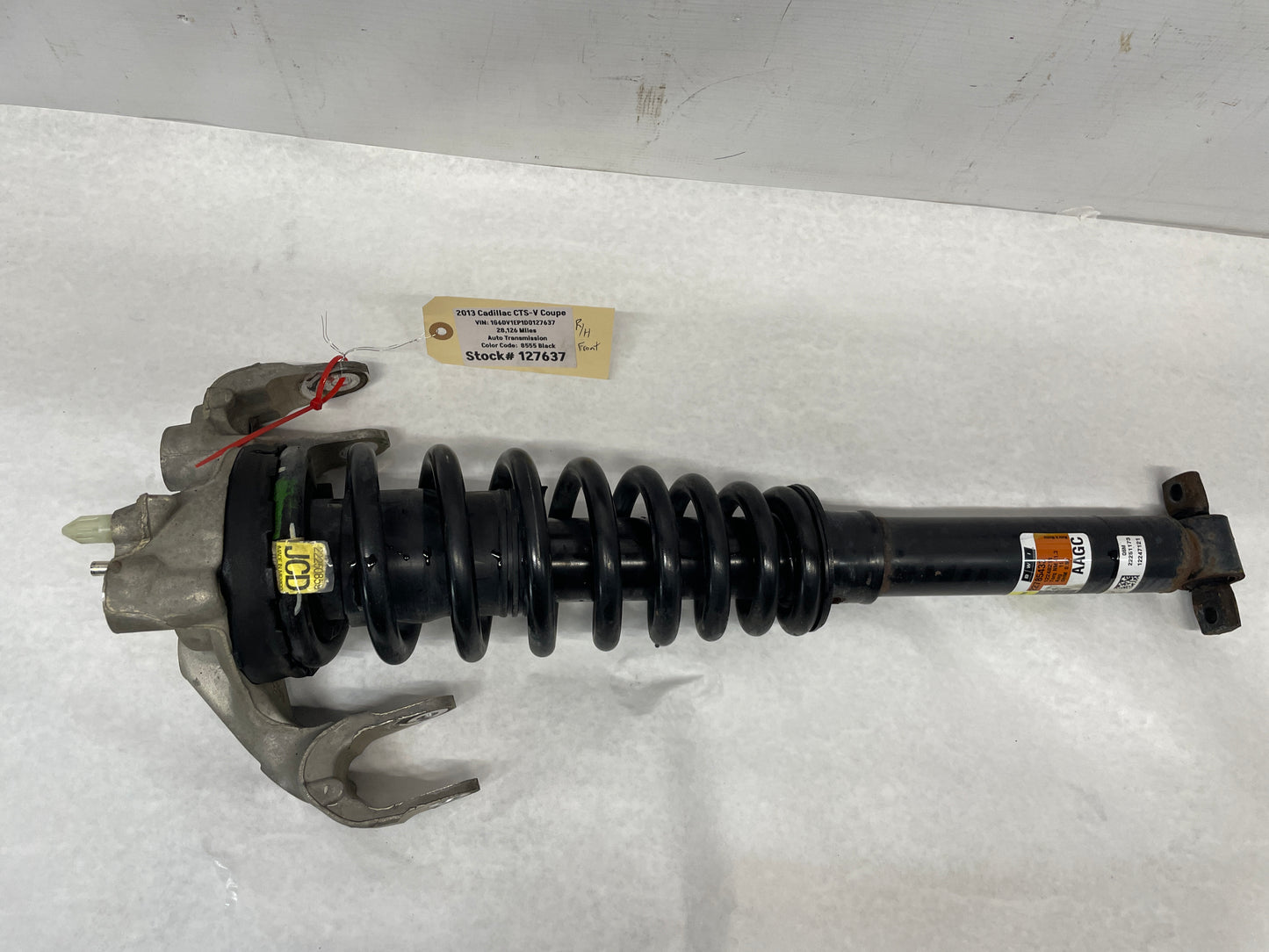 2013 Cadillac CTS-V Coupe RH Passenger Front Strut Shock w/ Control Arm OEM - Day's Parts Yard