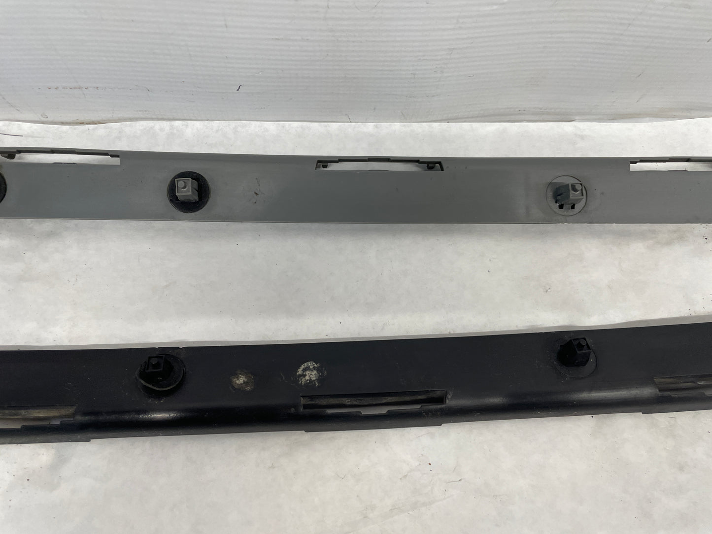 2006 Pontiac GTO RH & LH Rear Bumper Guide Brackets Supports OEM