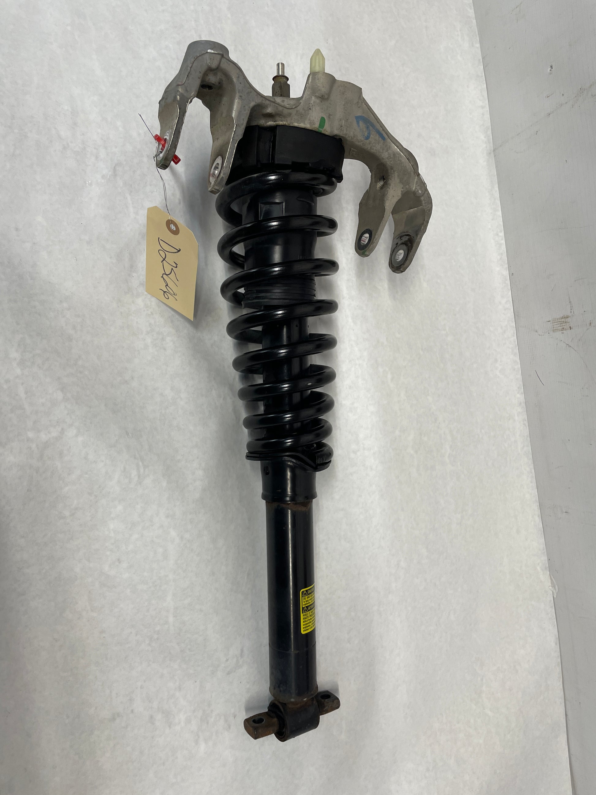 2013 Cadillac CTS-V Coupe RH Passenger Front Strut Shock w/ Control Arm OEM - Day's Parts Yard
