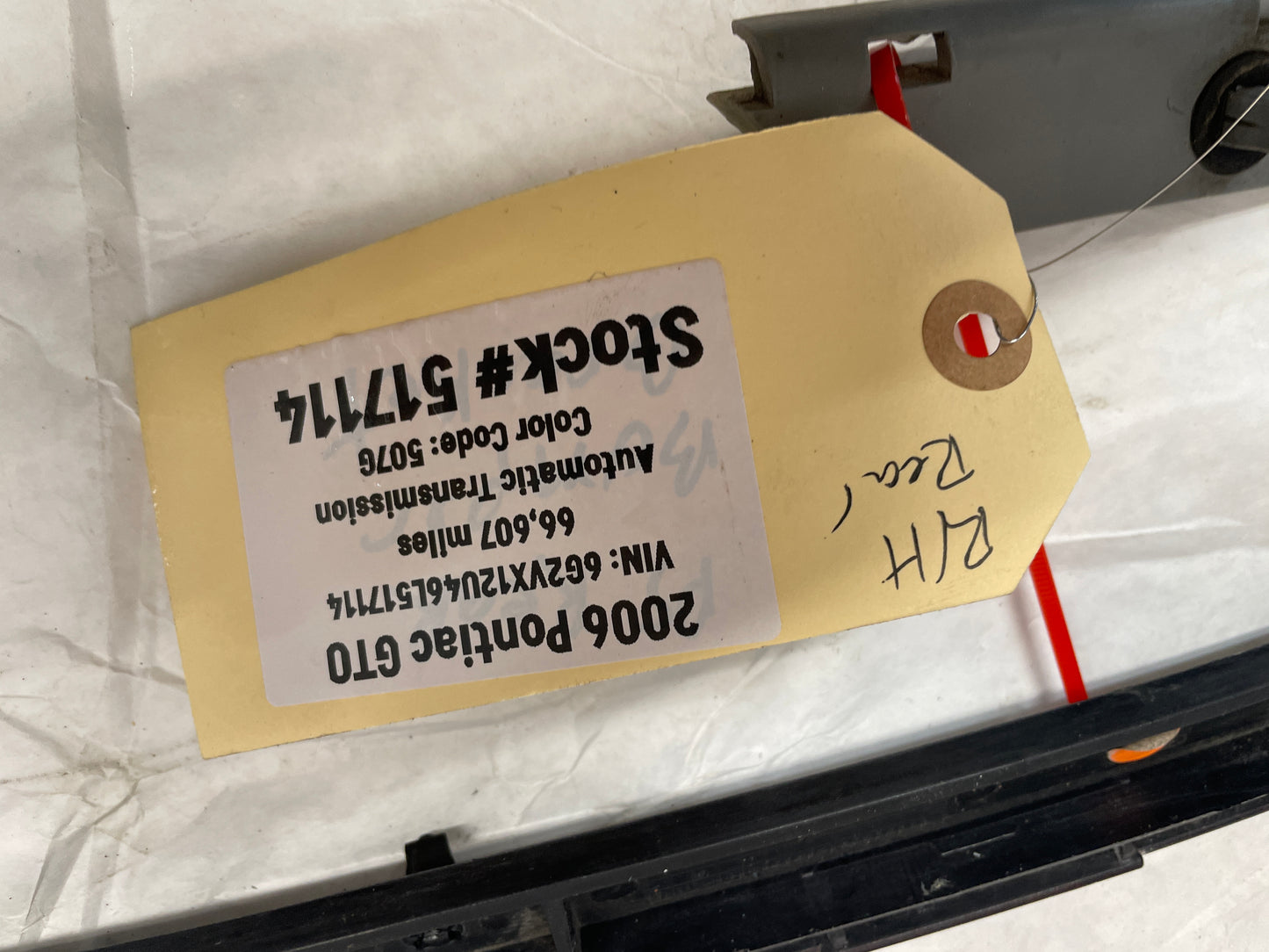 2006 Pontiac GTO RH & LH Rear Bumper Guide Brackets Supports OEM