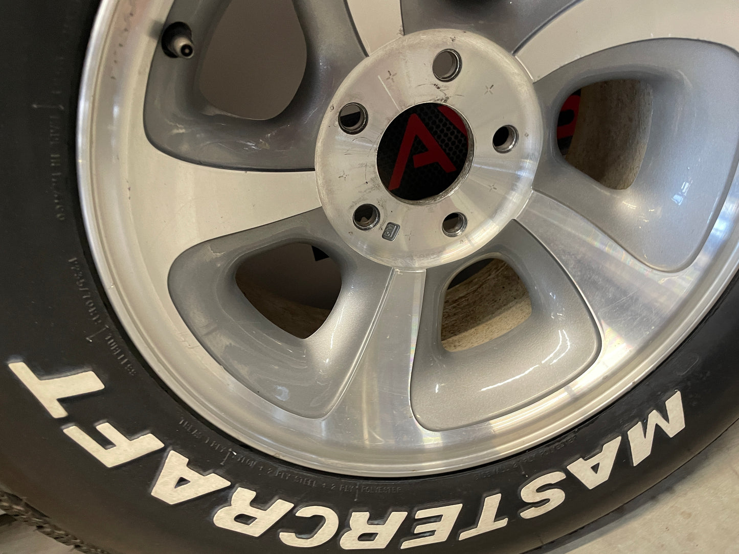 Chevy GMC S10 Sonoma Blazer Jimmy Wheels & Tires 15X7 OEM
