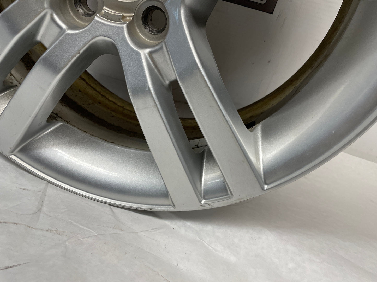 2009 Pontiac G8 Factory OEM 18X8 Wheel - Day's Parts Yard