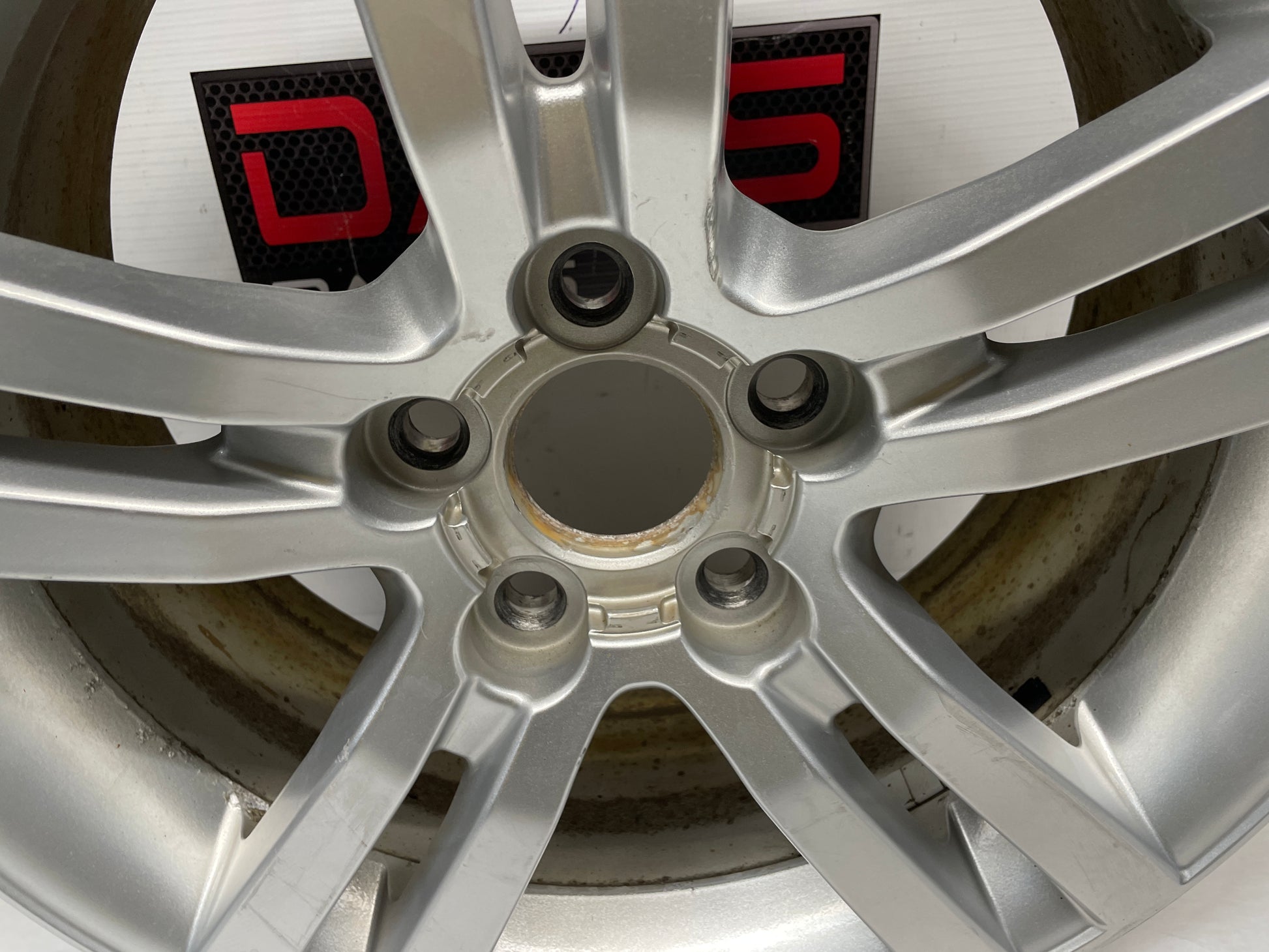 2009 Pontiac G8 Factory OEM 18X8 Wheel - Day's Parts Yard