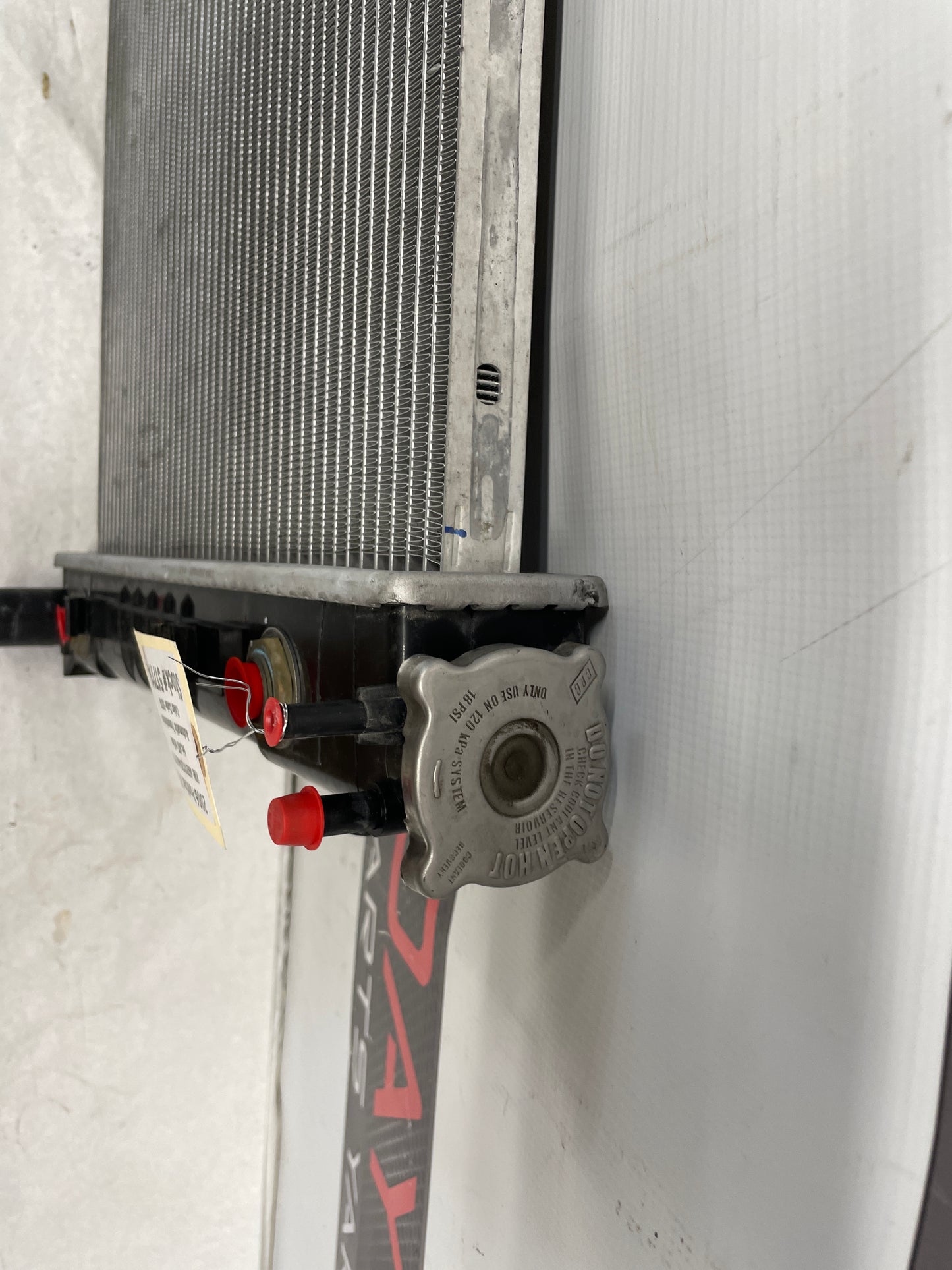 2006 Pontiac GTO Engine Motor Coolant Radiator OEM