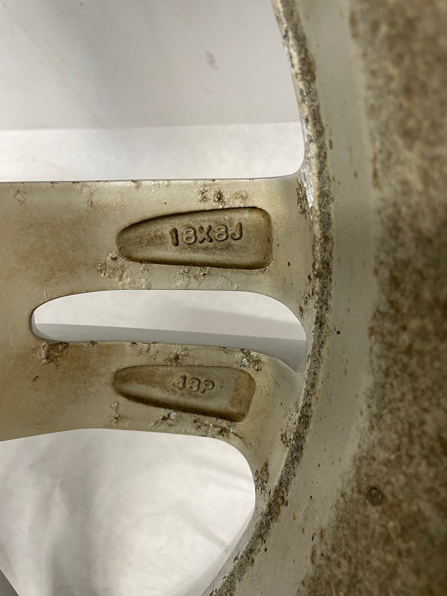 2009 Pontiac G8 Factory OEM 18X8 Wheel - Day's Parts Yard