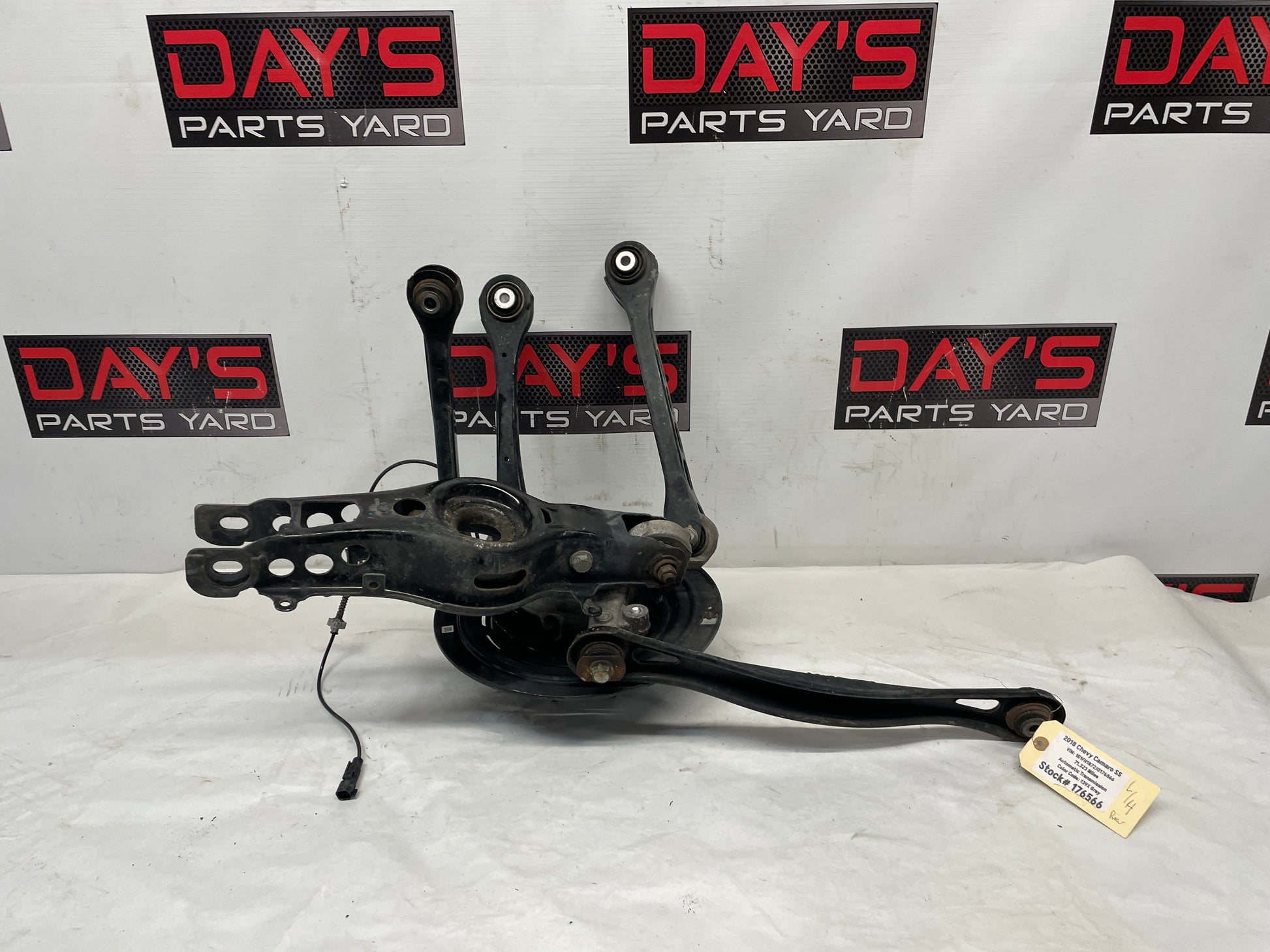 2018 Chevy Camaro SS Driver Rear Suspension Spindle Knuckle OEM - Day's Parts Yard