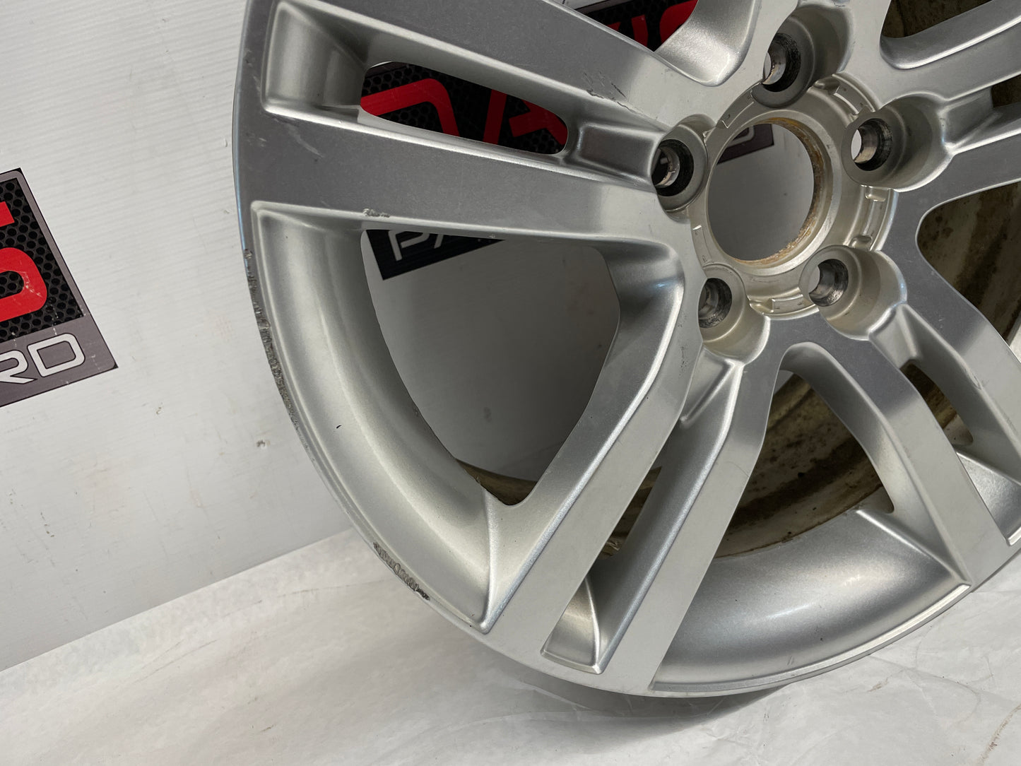 2009 Pontiac G8 Factory OEM 18X8 Wheel - Day's Parts Yard