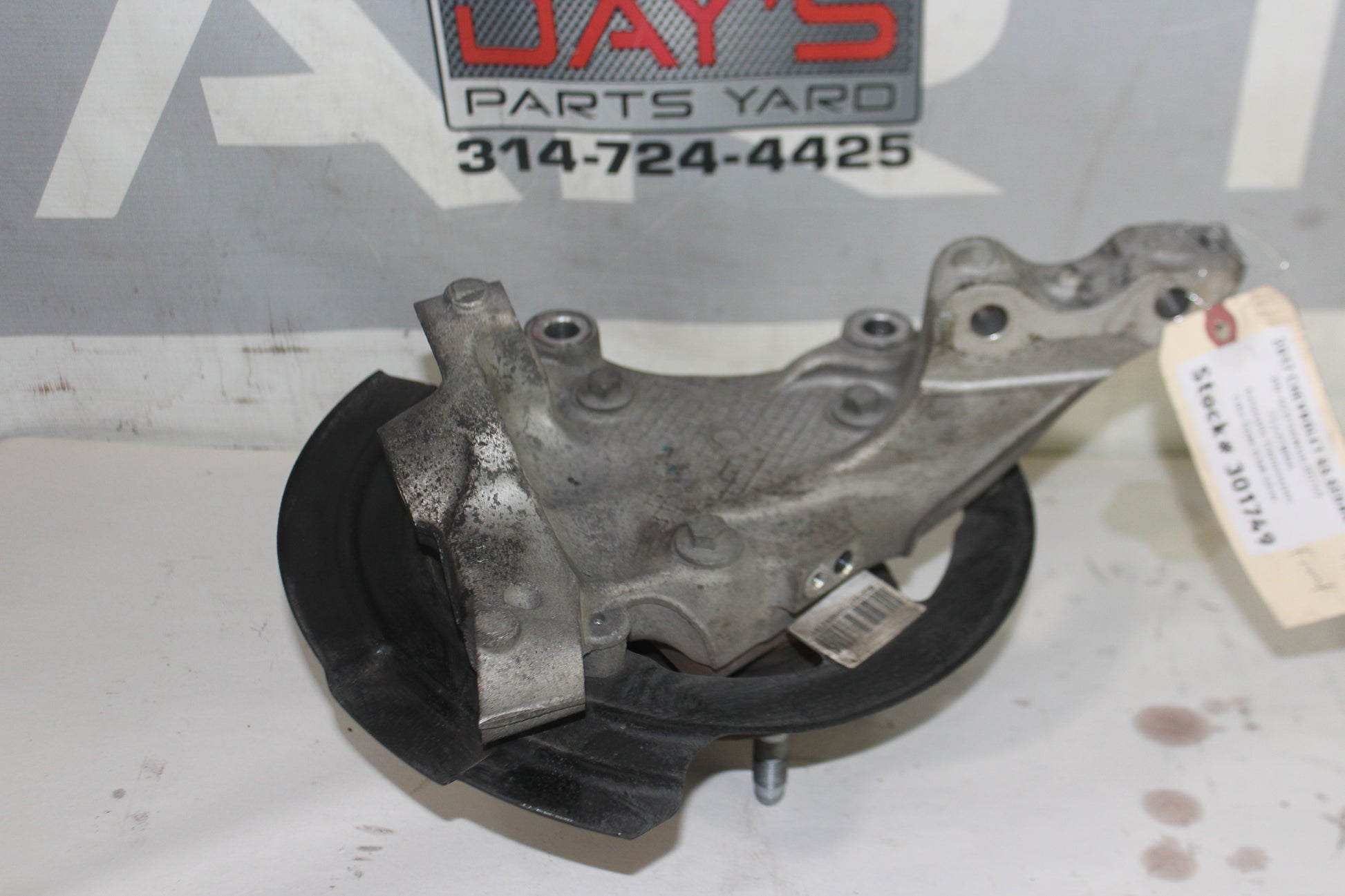 2017 Chevy SS Sedan Front LH Driver Spindle Knuckle Assembly OEM - Day's Parts Yard