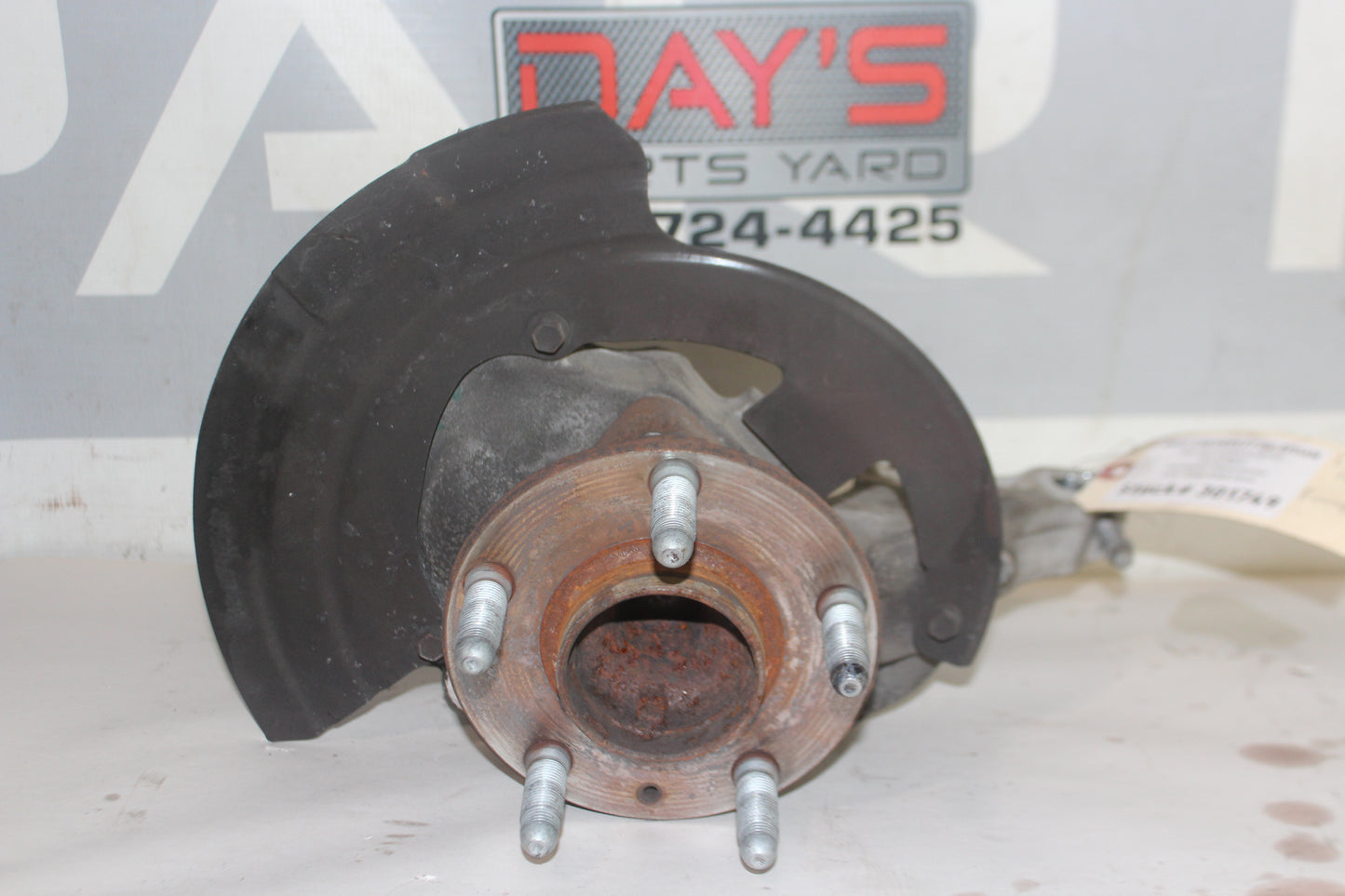 2017 Chevy SS Sedan Front LH Driver Spindle Knuckle Assembly OEM - Day's Parts Yard